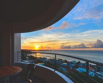 Hotel Sunset Hill - Onna - Balcón
