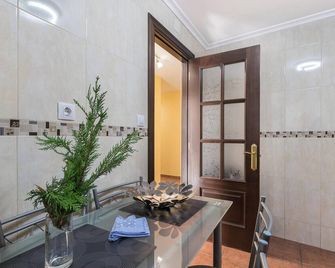 3 bedroom cozy apartment in Cudillero - Cudillero - Essbereich