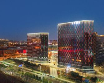 Ji Hotel Jining Taibaihu Xingcheng Plaza - Jining - Gebäude