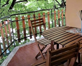 CN002 - Cesenatico, two-room apartment with terrace and parking space - Cesenatico - Balcony