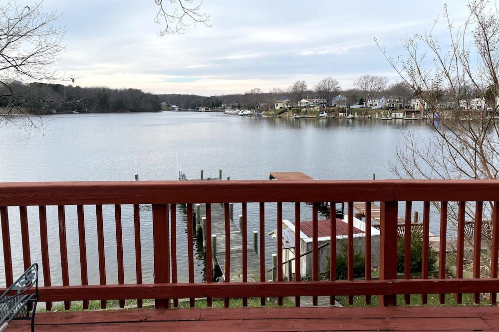 Waterfront With Relaxing Views