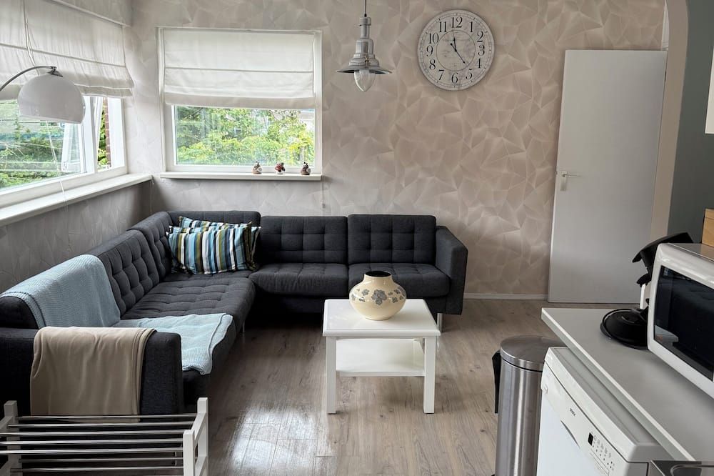Spacious Apartment right in the center, close to the beach - Noordwijk - Living room