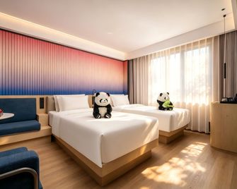 Cybo Sation Ssaw Hotel Chunxi Road Tianfu Square Chengdu - Chengdu