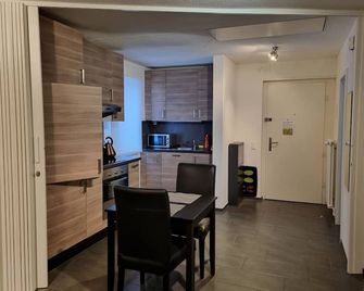 Apartment Barbara West by Interhome - Engelberg - Dining room