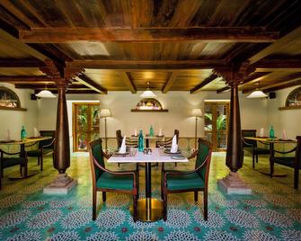 The Lotus Palace Chettinad - Karaikudi - Dining room