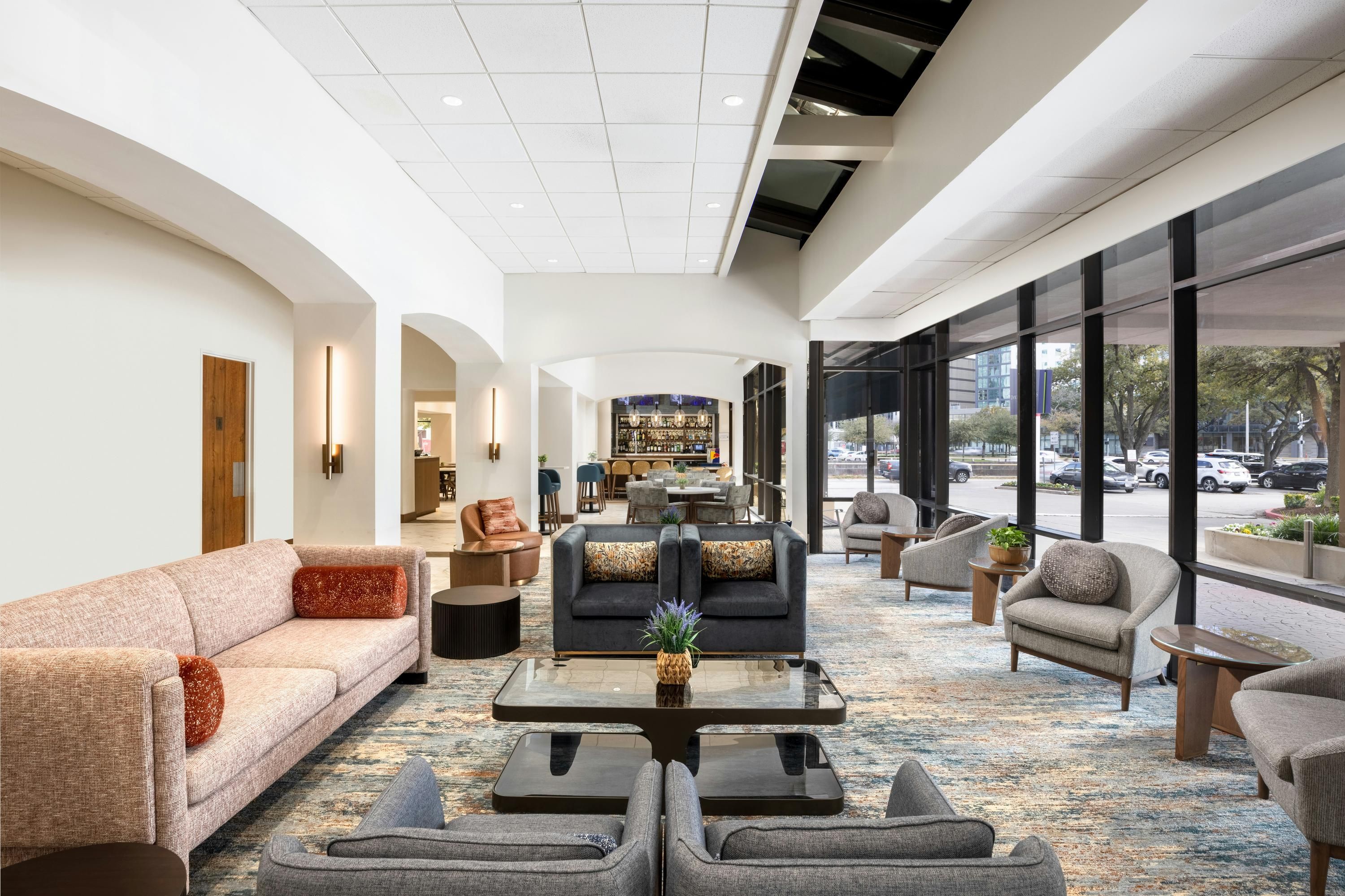 DoubleTree by Hilton Houston Medical Center Hotel & Suites - Houston - Area lounge