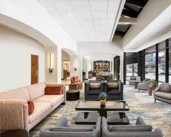 DoubleTree by Hilton Houston Medical Center Hotel & Suites - Houston - Area lounge