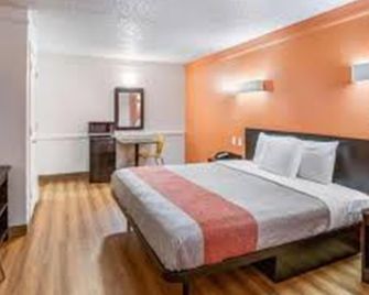 Motel 6 Euless DFW West - Euless