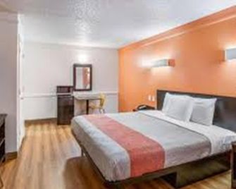 Motel 6 Euless DFW West - יולס