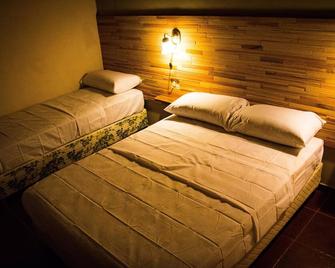 Hostería Montes - San Ignacio - Chambre