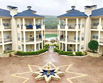 Stunning Views Of Lake Travis @ The Island - Lago Vista - Building