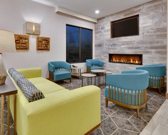 هوليداي إن توين فولز باي آيتش جي - توين فولز - ردهة