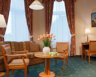 Hotel Pavlov - Carlsbad - Living room
