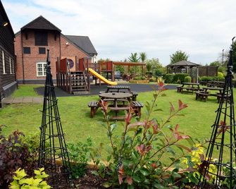 Lock Keeper, Worksop by Marston's Inns - Worksop - Patio
