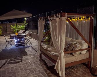 Casa Santander Oromi - La Habana - Patio