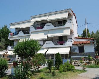 Villa Gesthimani - Néos Marmarás - Toà nhà