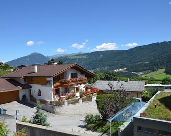 Ferienwohnung Möderndorfer, Fulpmes - Fulpmes - Edificio