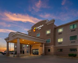 Comfort Inn Stanton - Stanton - Building