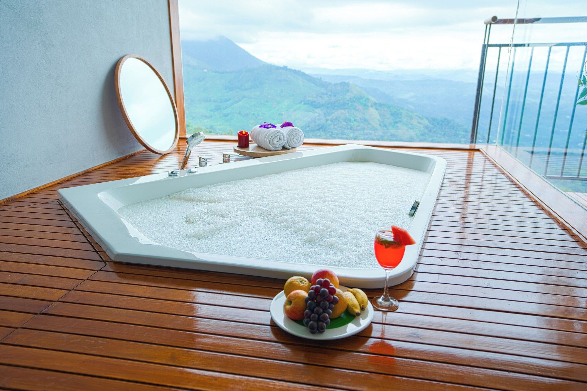 The Valle By Kondody Hotels - Munnar - Balcon