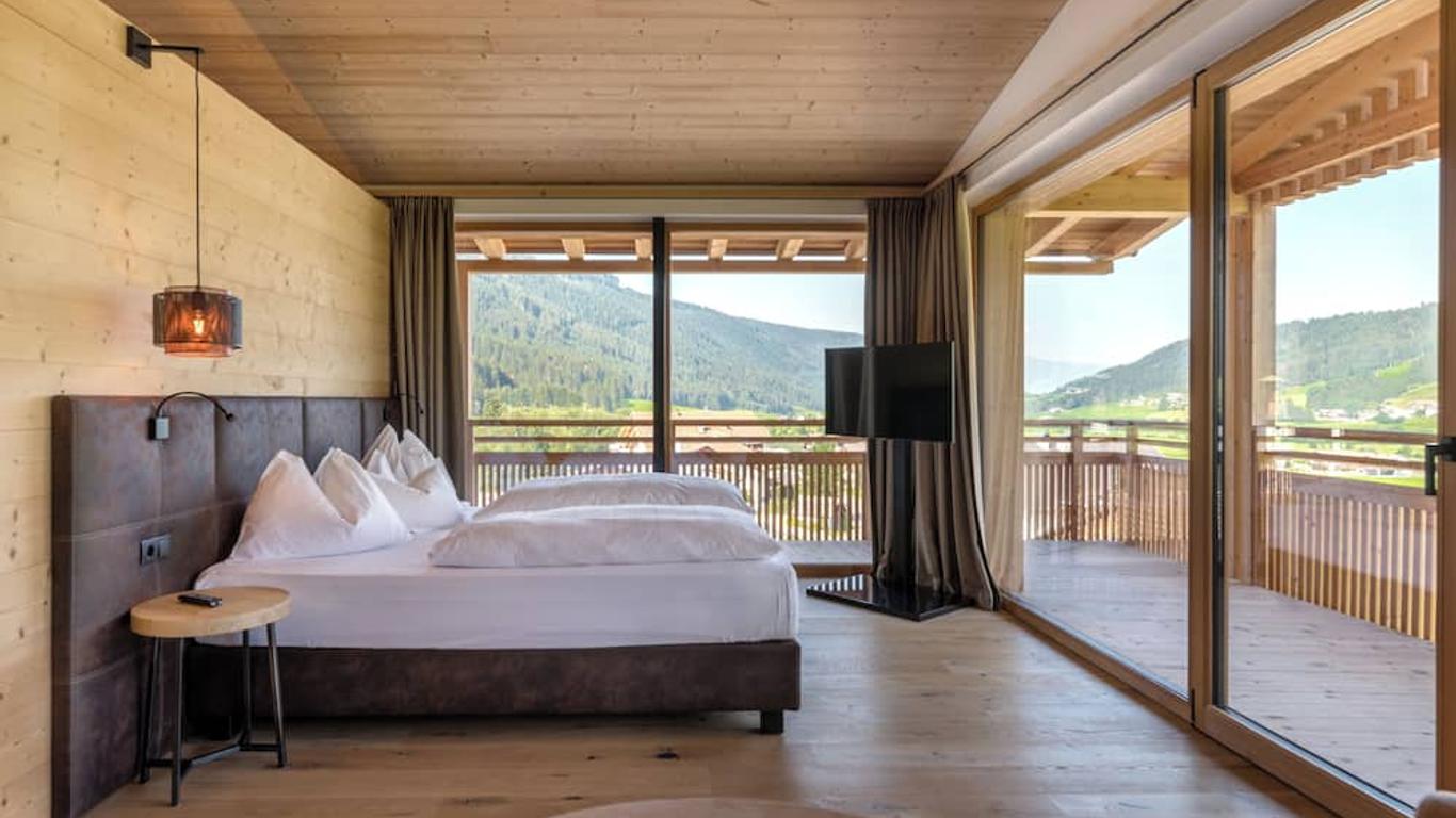 Alpine Nature Hotel Stoll