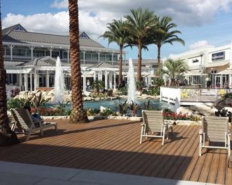 Beautiful bird sanctuary on the lake - Land O' Lakes - Patio