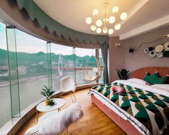Yu · Twelve High Altitude River View Homestay (Jiefangbei Raffles Store) - Chongqing - Bedroom
