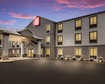 Red Roof Inn & Suites Bloomsburg - Mifflinville - Mifflinville - Edifício