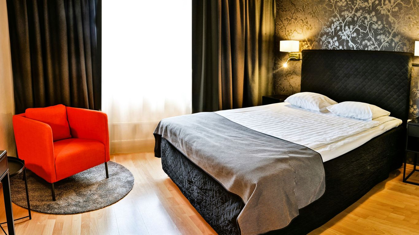 Hotel Amadeus by First