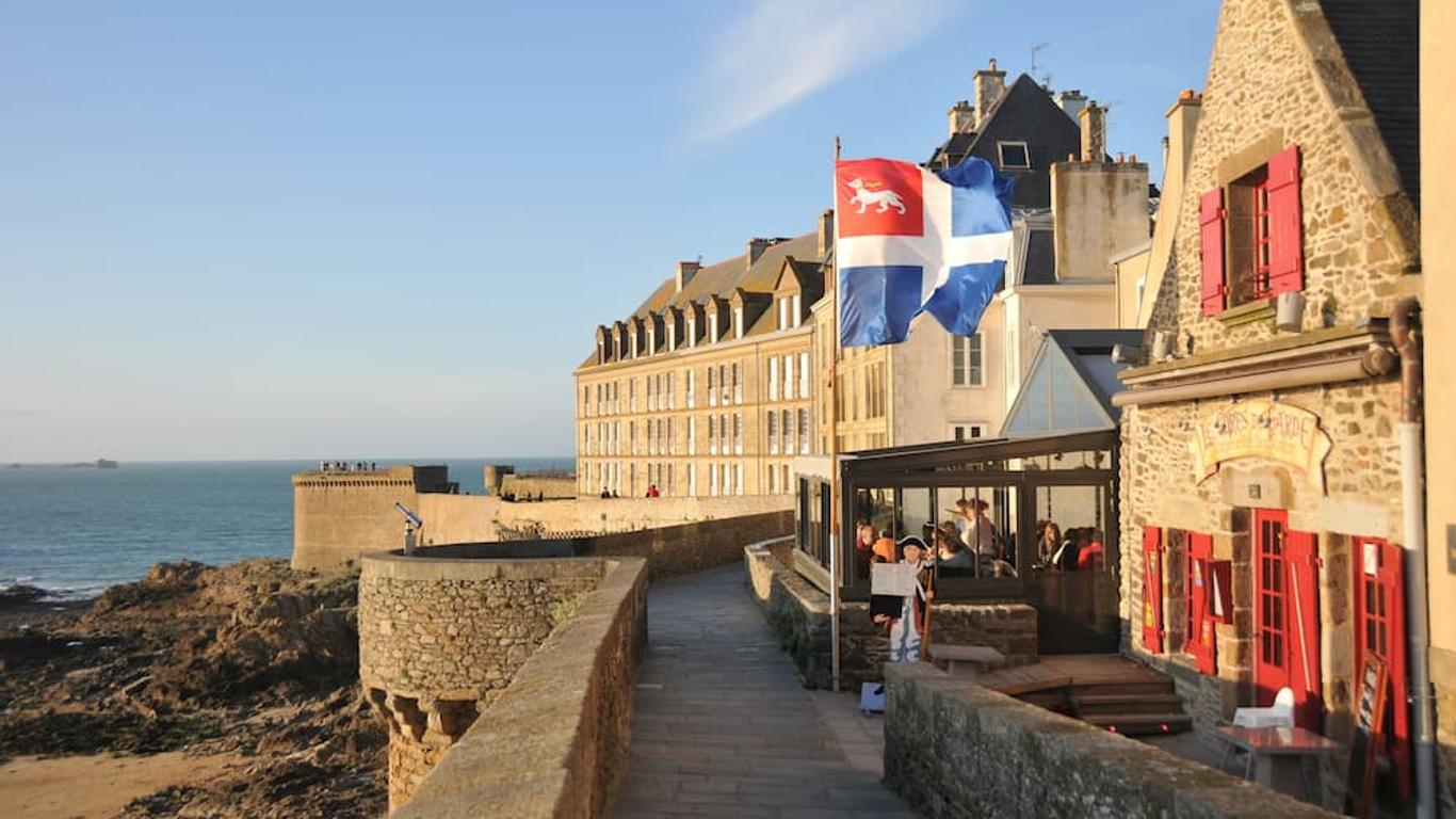 Hotel The Originals Saint-Malo Hotel des Marins