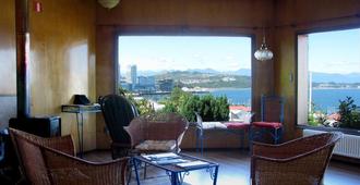 Portal Austral - Puerto Montt - Sala de estar