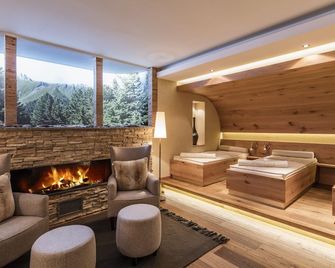 Hotel Chesa Monte - Fiss - Spa