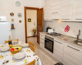 Rosa House Varenna - Varenna - Cuisine