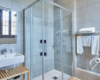 Hotel Parada Puigcerda - Puigcerdà - Bagno