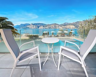 Hotel Capri - Malcesine - Balkong