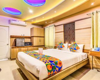 Via Emara Boutique - Bengaluru - Bedroom