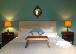 Narrow Water Castle Self Catering Accommodation - Newry - Bedroom