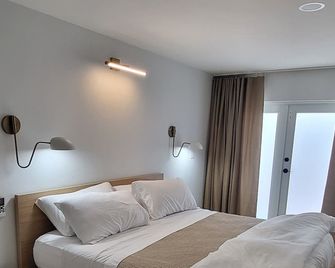 Green Island Inn - פורט לודרדייל - חדר שינה