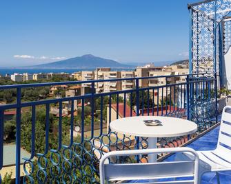 Relais Mirage - De Vivo Realty Sorrento - Sorrento - Balcony