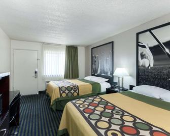 Super 8 by Wyndham San Diego Hotel Circle - סן דייגו - חדר שינה