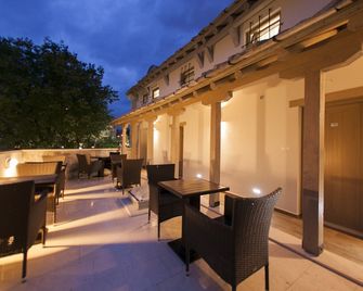 Hotel Emen - Mostar - Balkón