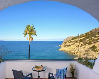 Istron Bay Hotel - Istro - Balcón