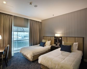 Ambassador Transit Hotel - Terminal 3 - Singapore - Bedroom