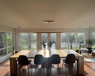 The Riverhouse-Riverfront. 3 Minutes To Bridge Park, Columbus Zoo - Dublin - Dining room