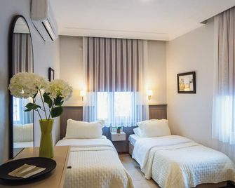 Leila Cunda Hotel - Ayvalik - Спальня