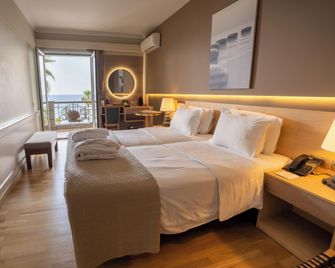 Coral Hotel Athens - Palaió Fáliro