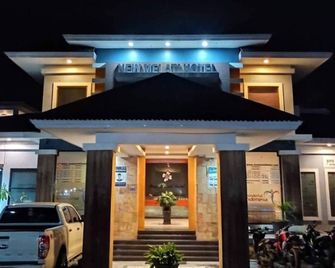 New Melati Hotel - Gorontalo - Edificio
