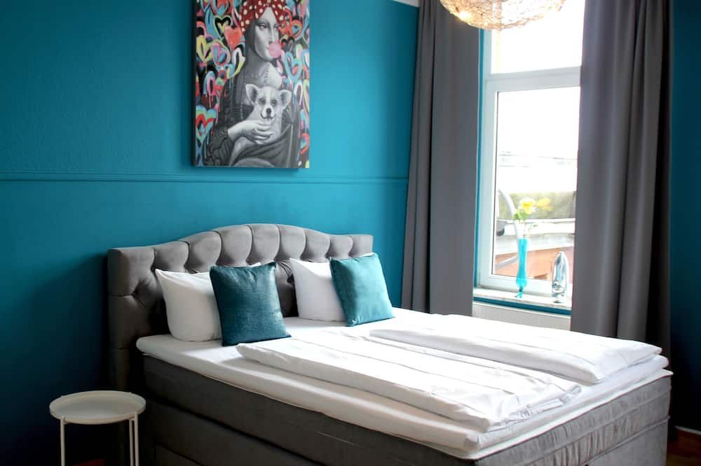 هوتل دومستيرن