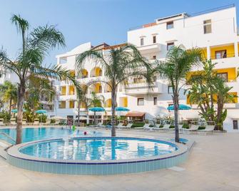 Forte Hotel - Vieste - Pool