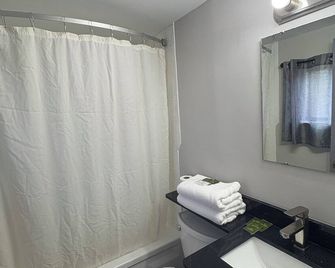 Advance Inn - Niagara Falls