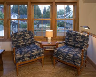 Bryant Cottage! Charming Cottage in Convenient Neighborhood. Near UW. - Seattle - Ruang tamu